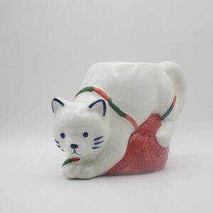 Target Wondershop White Cat Playing on a Ball of Yarn Ceramic Mug